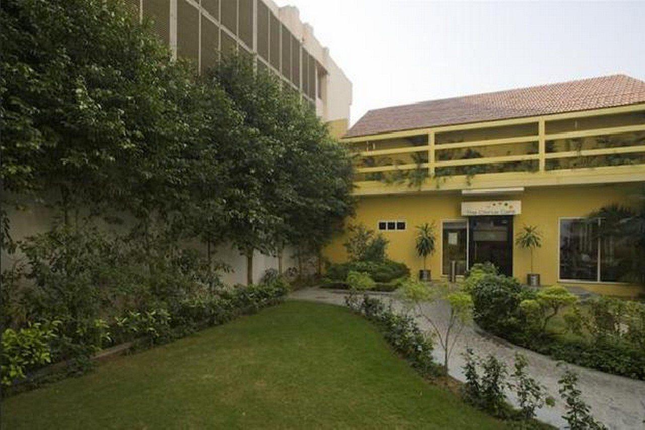 Lemon Tree Hotel, Udyog Vihar, Gurugram Гургаон Экстерьер фото